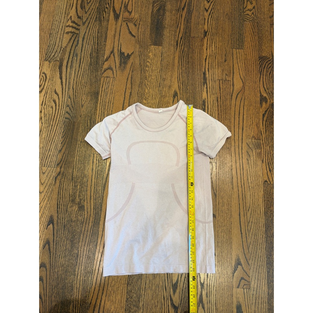 Lululemon Swiftly Tech SS 2.0 Women Size 4 Dusty Pink Sporty Running Top